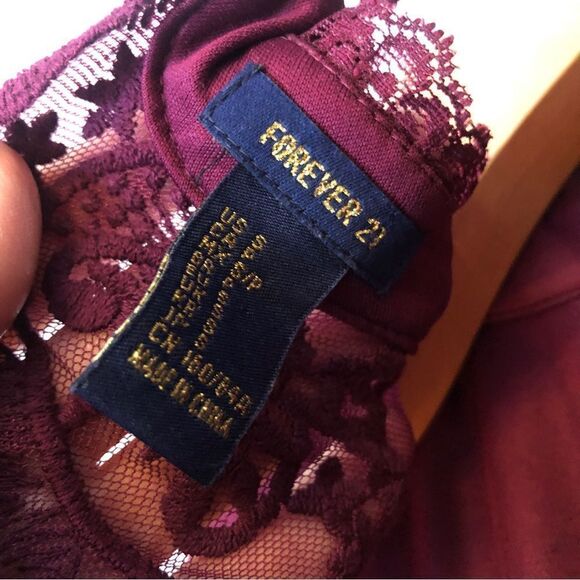 4 for $20 Forever21 Floral Lace Skater Dress (S) - Picture 11 of 13